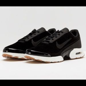 Nike Air Max Jewell